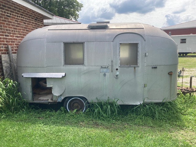 1964 Airstream 17' Bambi II #025 SOLD D.S. - Vintage Campers