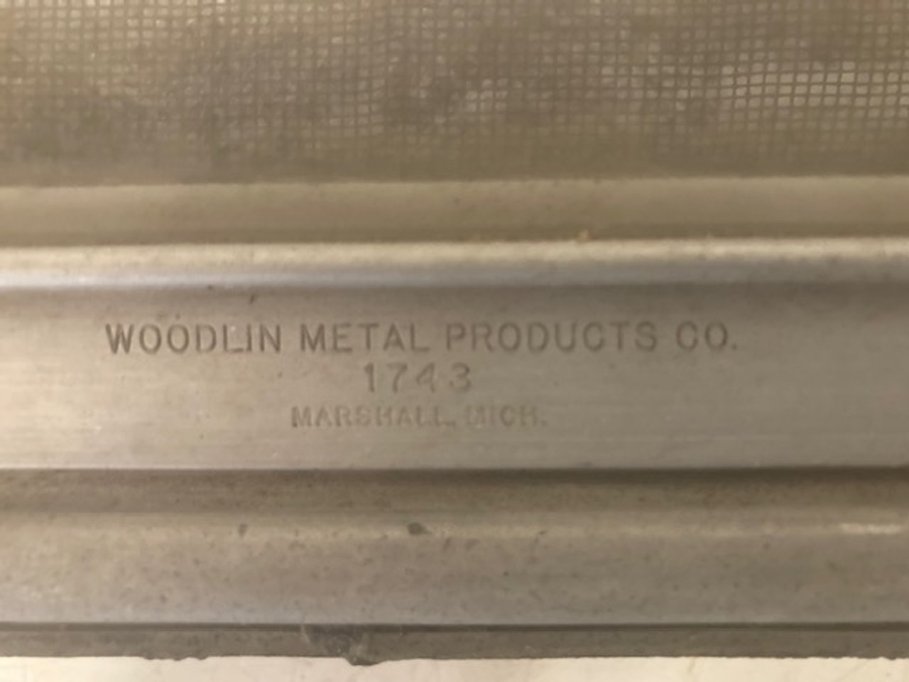 Woodlin 1743 Aluminum Window