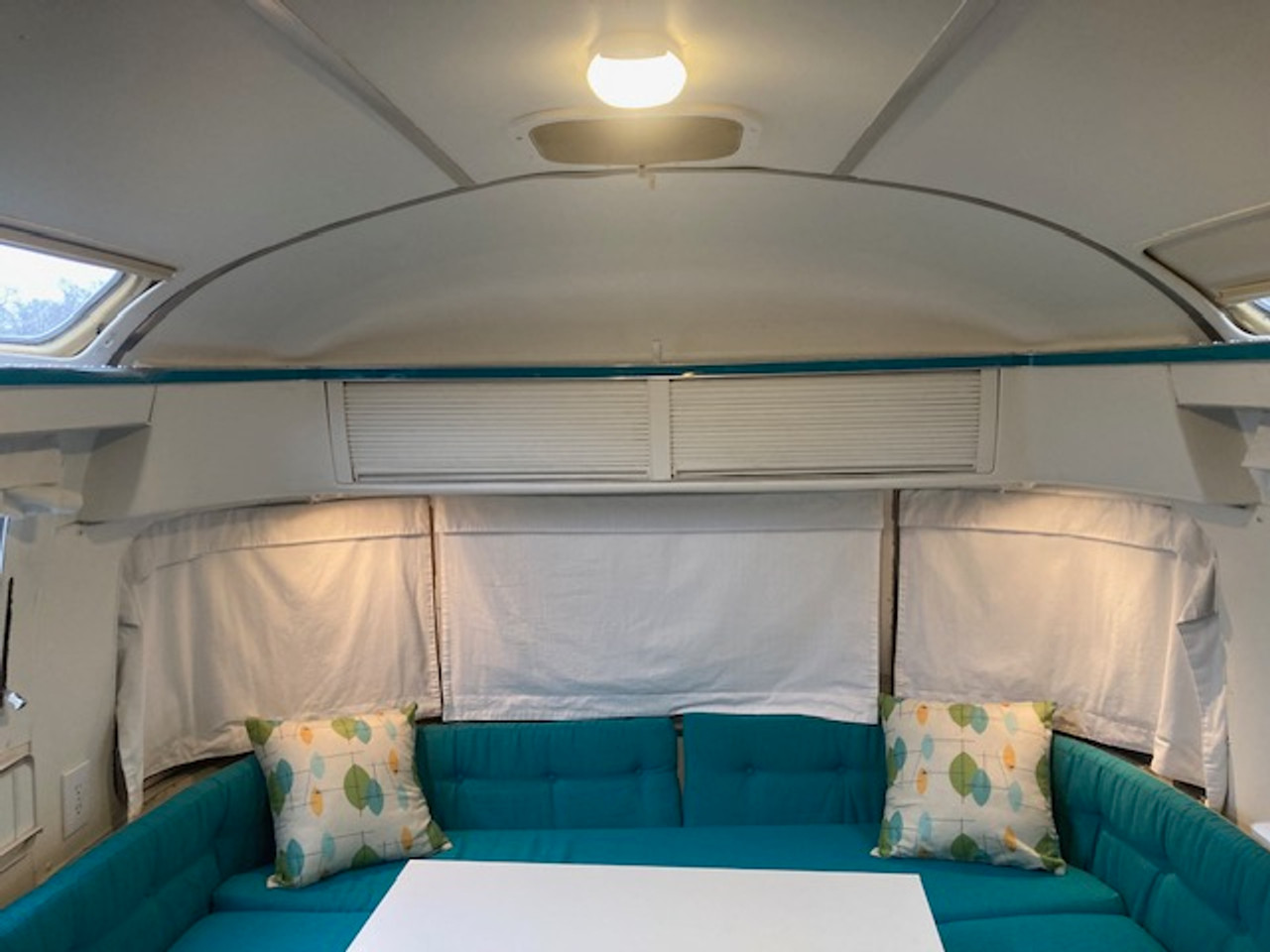 1976 Airstream Argosy 28'