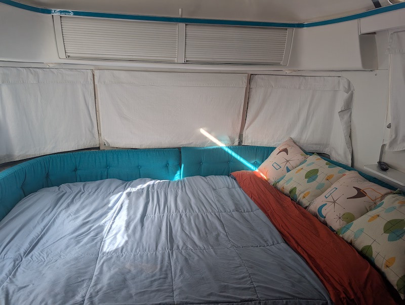 1976 Airstream Argosy 28'