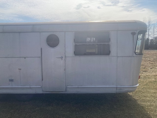 1953 Spartan 37' Imperial Mansion