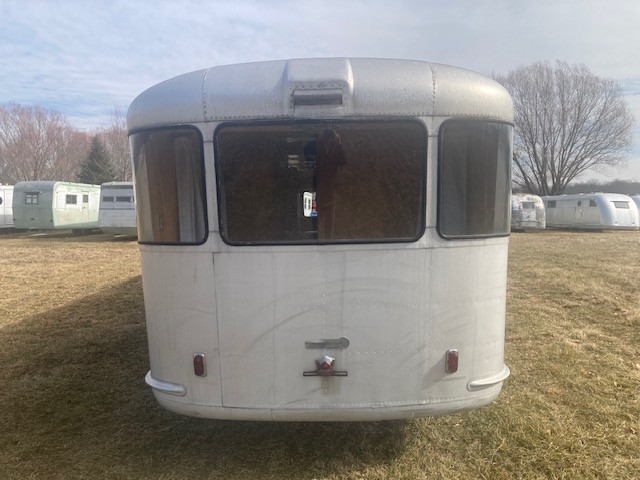 1953 Spartan 37' Imperial Mansion