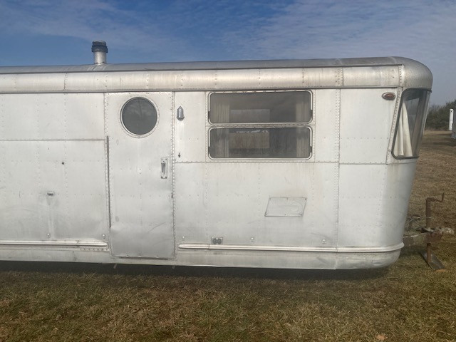 1953 Spartan 37' Imperial Mansion