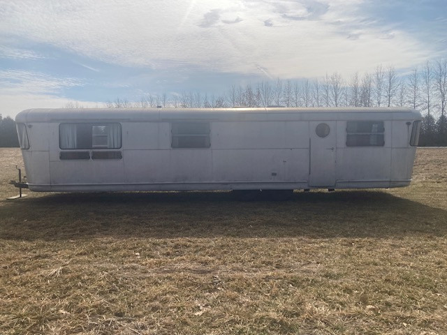 1953 Spartan 37' Imperial Mansion