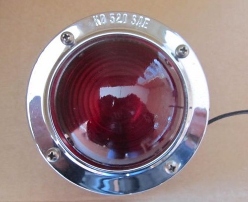 KD520 Red Light (LT382) FRONT VIEW