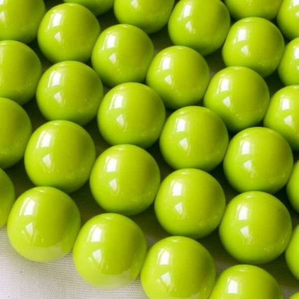 Glass 12mm Lime Green Round - approx. 8 inch strand