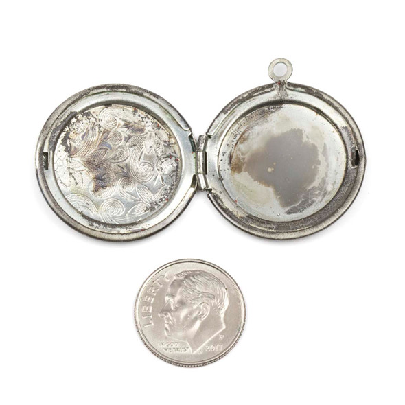 Vintage Silver 27x30mm Coin Locket with Flowers Etched on the Cover - 1 per bag