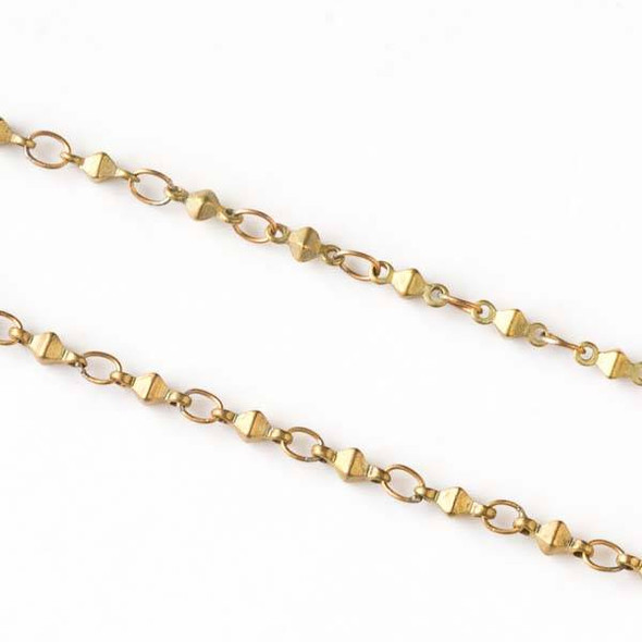Raw Brass Chain with 2.5x3.5mm Small Oval Links alternating with 2x6mm Octahedron Links - chain1045vb-sp - 10 meter spool