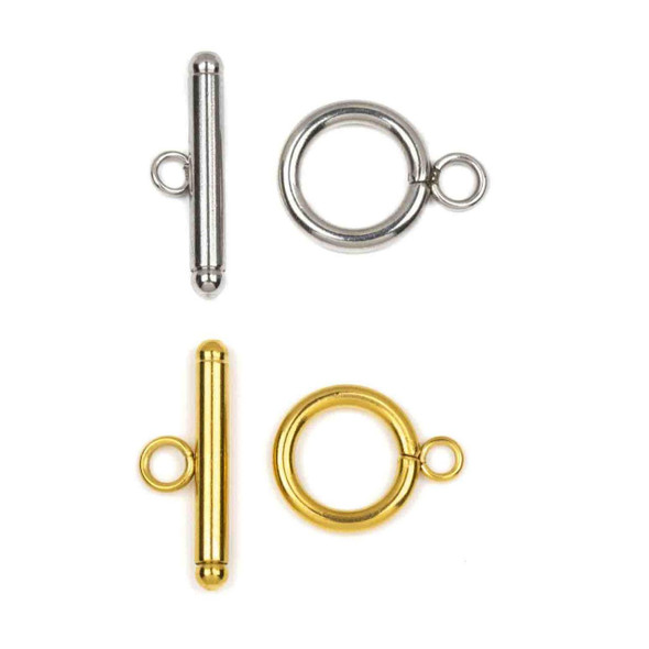 Close-up of a smooth, minimalist 13x17mm stainless steel toggle clasp with a 6x21mm bar, available in silver or gold PVD-plated finish.