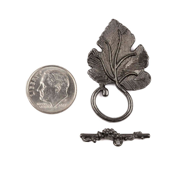 Gun Metal Colored Pewter 23x36mm Grape Leaf Toggle - 3 per bag - basea5180gm