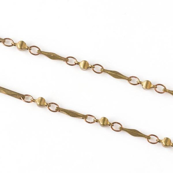 Cherry Tree Beads Coated Brass Chain with 2.5x3.5mm Small Oval Links alternating with 2.5x5.5mm Cushion Links and 1.5x9mm Faceted Bar Links - chain2583vbcoat - 2 meters 
