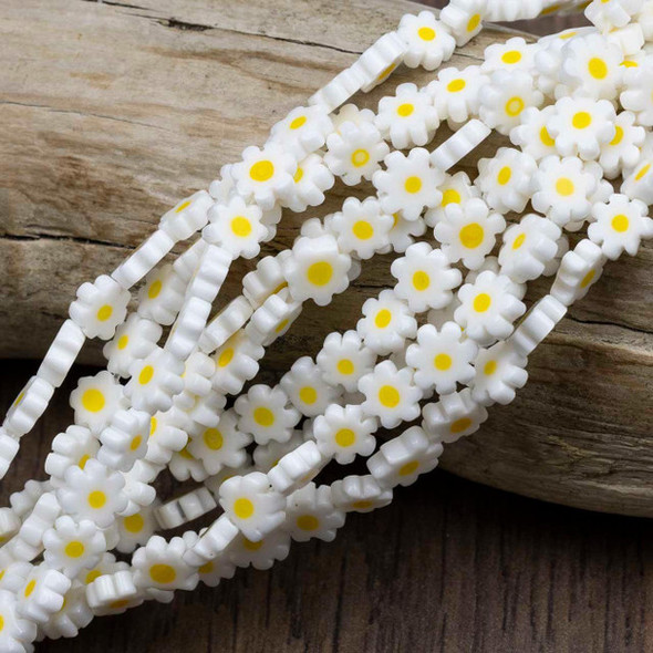 Cherry Tree Beads Glass 6-7mm White Daisy Beads with Yellow Centers - 15 inch strand