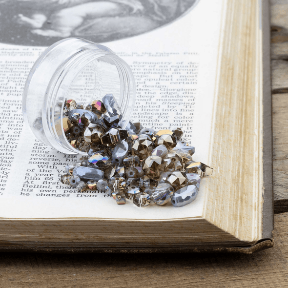 Vintage bronze-toned bead kit.