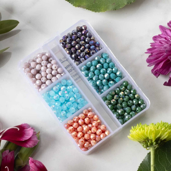 Cherry Tree Beads Daydreamer Crystal 3x4mm Faceted Rondelle Mini Designer Collection Box 