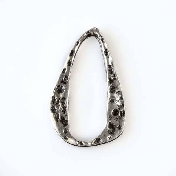 Silver Pewter 17x27mm Irregular Teardrop Link with Hammered Dimples - 10 per bag - CTB11078s