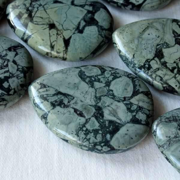Cherry Tree Beads Green Brecciated Jasper 30x40mm Teardrop 