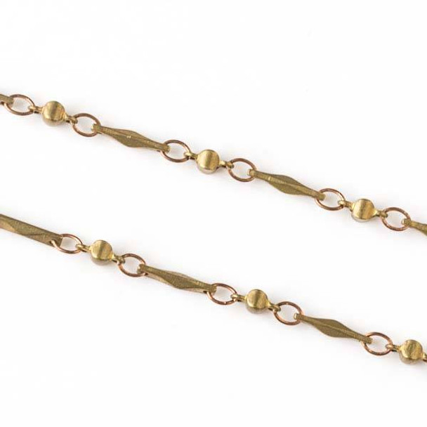 Brass Chain with 2.5x3.5mm Small Oval Links alternating with 2.5x5.5mm Cushion Links and 1.5x9mm Faceted Bar Links - chain2583vb-sp - 10 meter spool