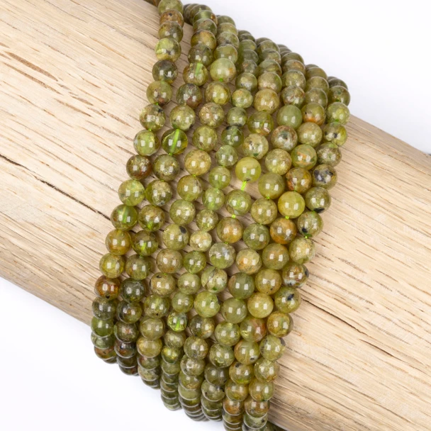 Peridot beads for DIY necklaces.
