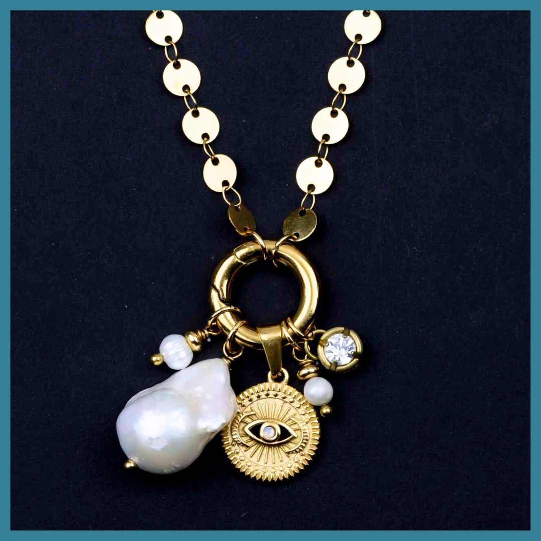 Coin & Pearl Pendant Necklace Coin & Pearl Pendant Necklace