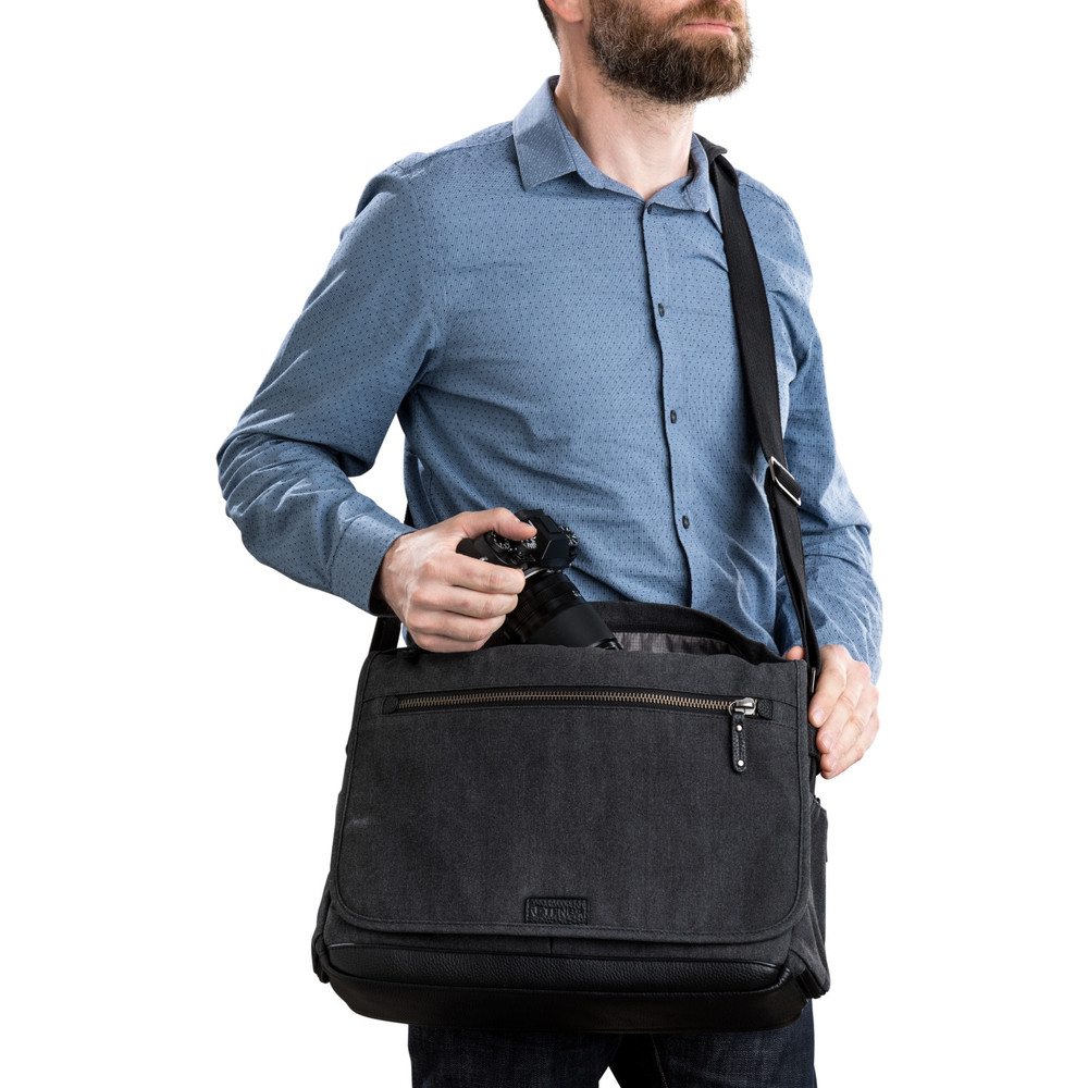 COOPER 15 SLIM MESSENGER BAG | Tenba