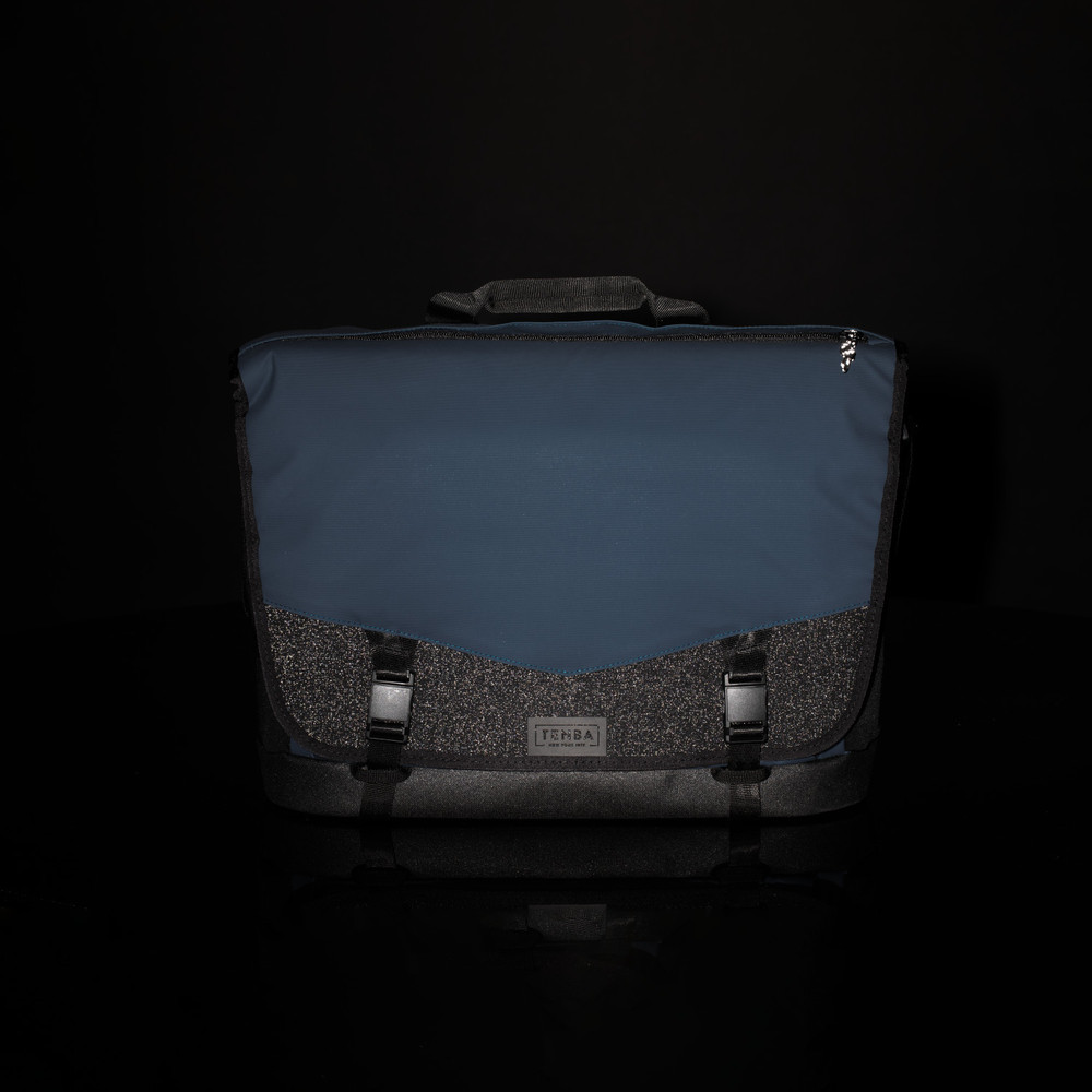 DNA 16 Slim Messenger Bag - Blue