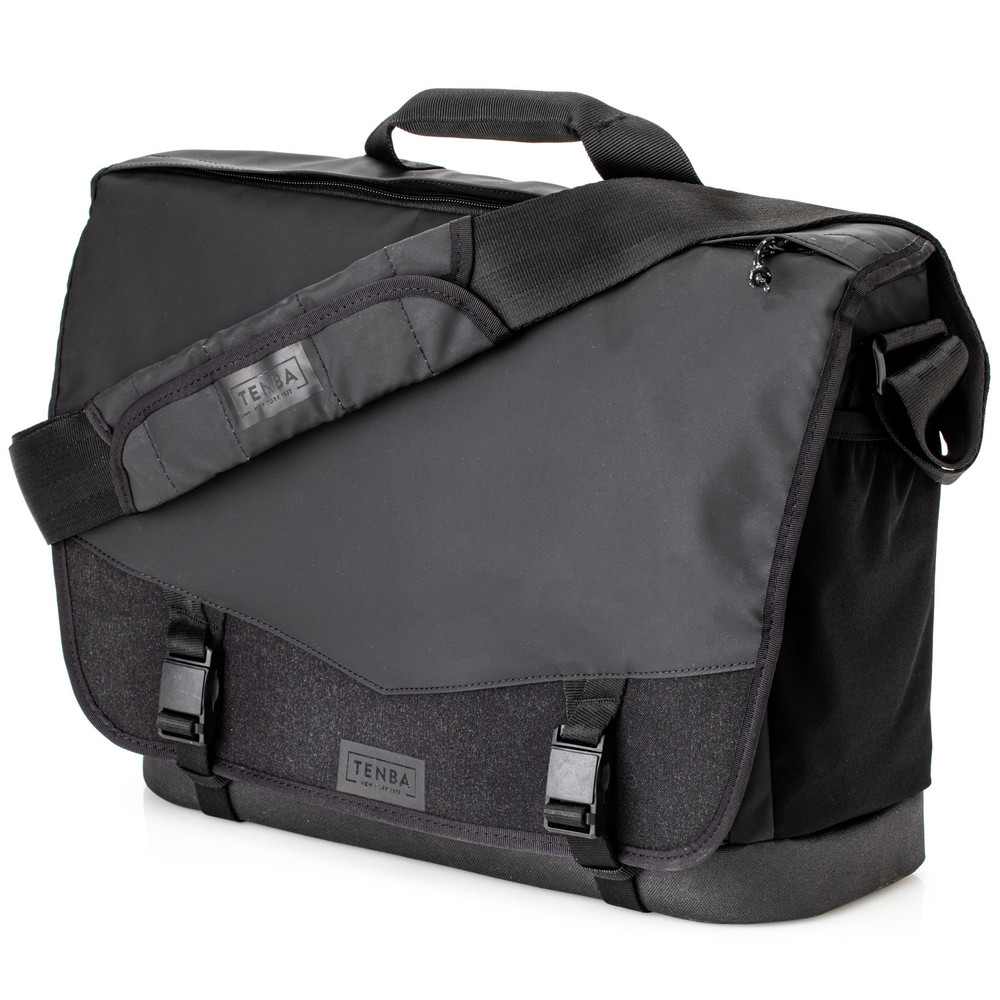 TENBA DNA 16 スリムメッセンジャー638-575 DNA 16 Slim Messenger Bag Black, Waterproof Bag (638-574) | Tenba