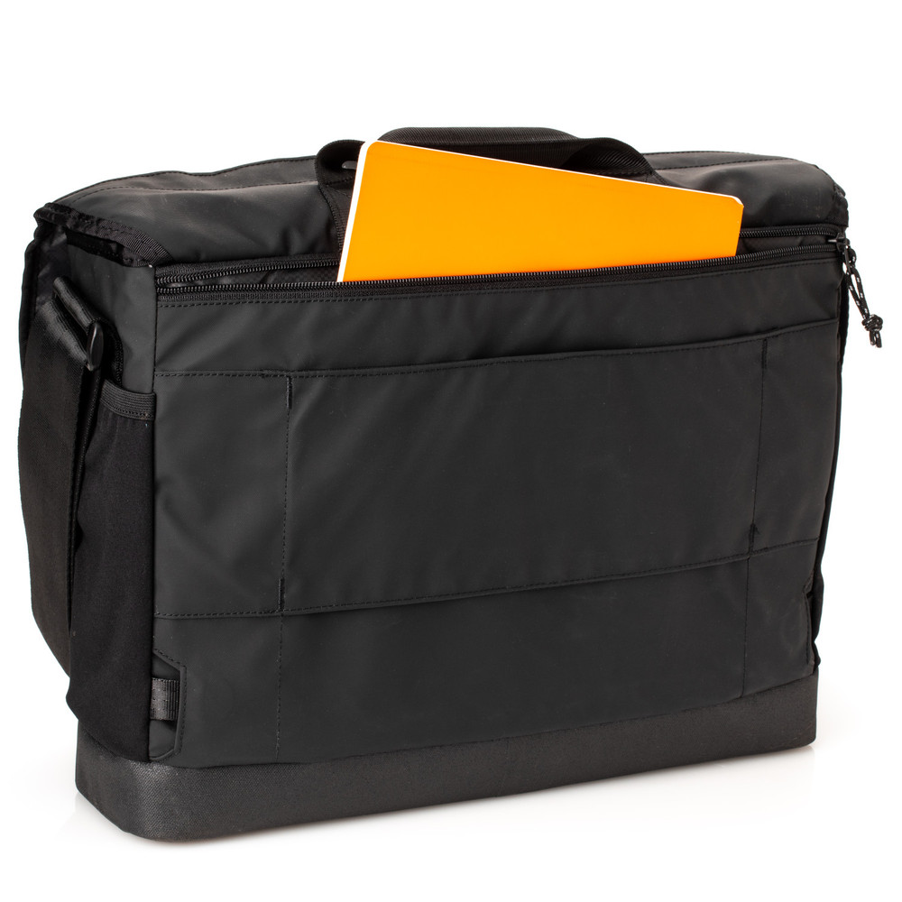 DNA 16 Slim Messenger Bag Black, Waterproof Bag (638-574) | Tenba