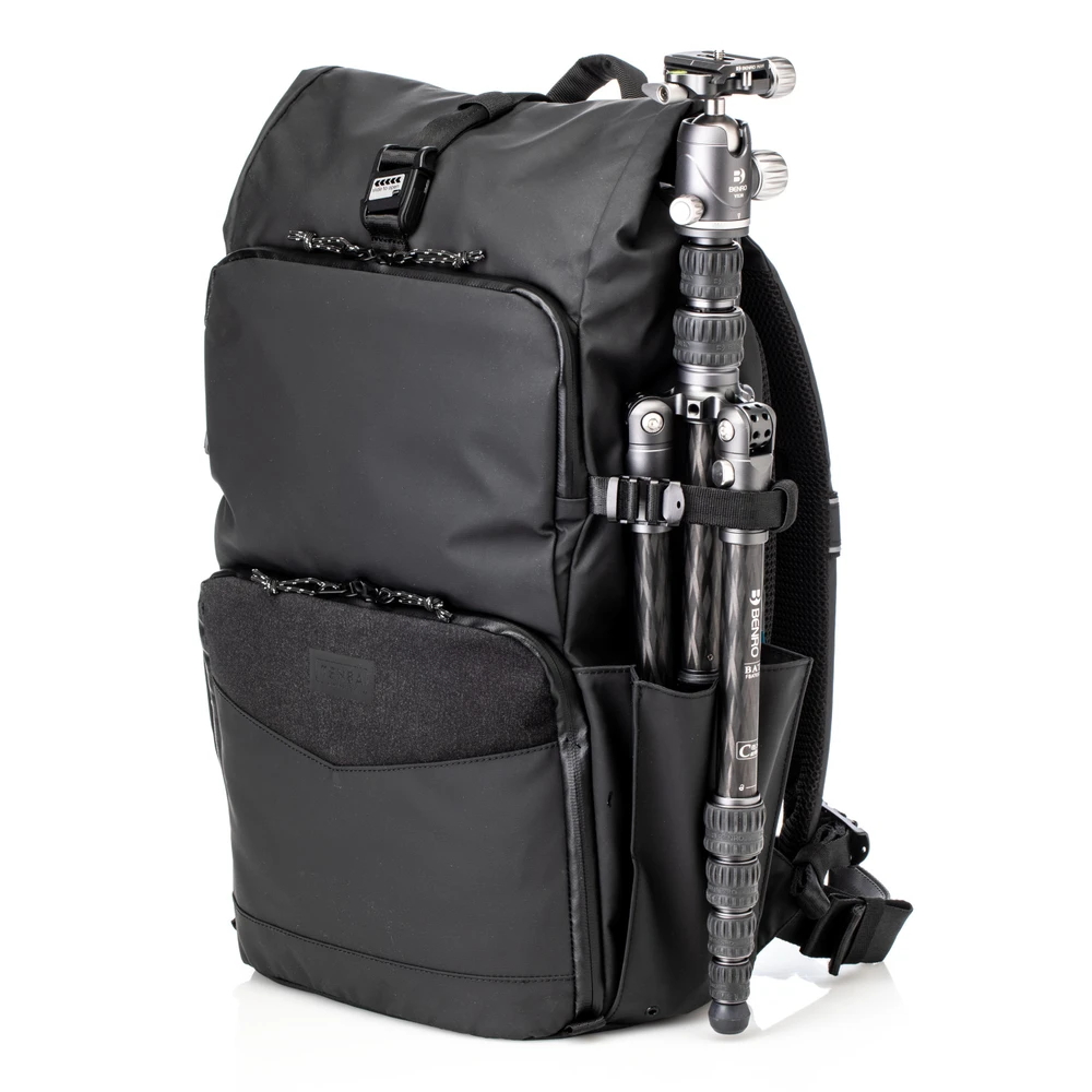 DNA 16 DSLR Backpack Black (Open Box)