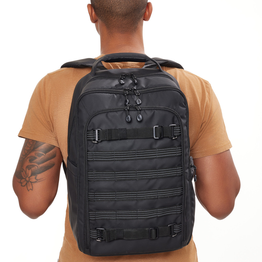 Axis v2 16L Road Warrior Backpack - Black