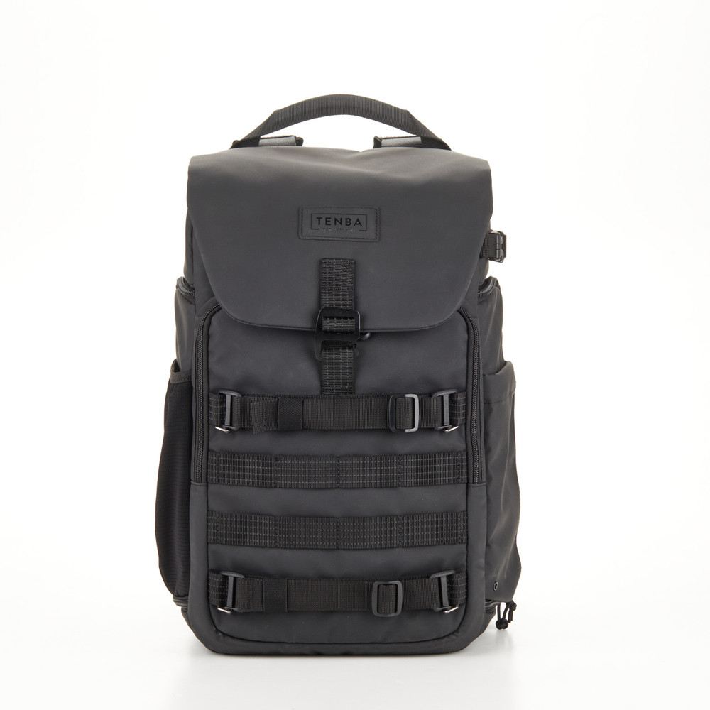 Axis v2 LT 18L Backpack - Black