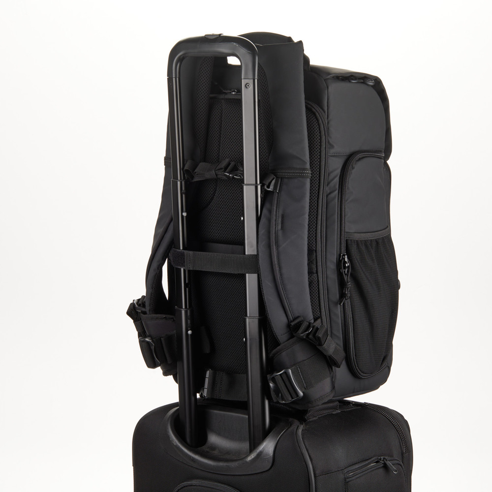 Axis v2 20L LT Backpack, Camera Backpack (637-768) | Tenba