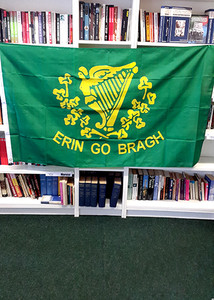 Erin Go Bragh flag Erin Go Bragh flag