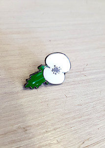 White Peace poppy single enamel badge White Peace poppy single enamel badge