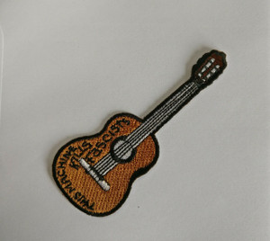 This Machine Kills Fascists embroidered patch, can be ironed. This Machine Kills Fascists embroidered patch, can be ironed.
