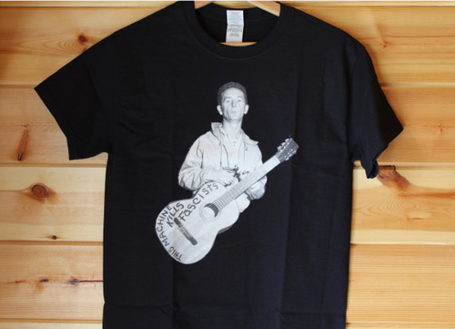 Woody Guthrie - This Machine Kills Fascists black t-shirt