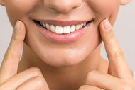 4 Reasons You Should Choose Clip-On Veneers For Missing Teeth