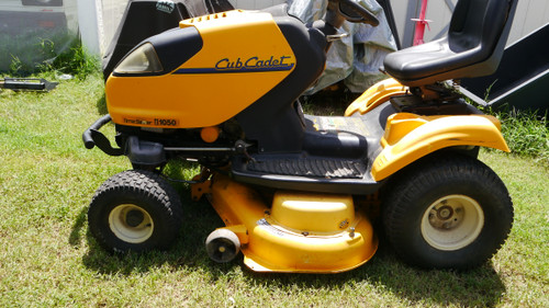 Cub Cadet i1050