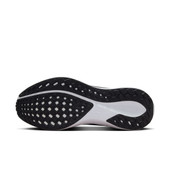 002-BLACK/WHITE