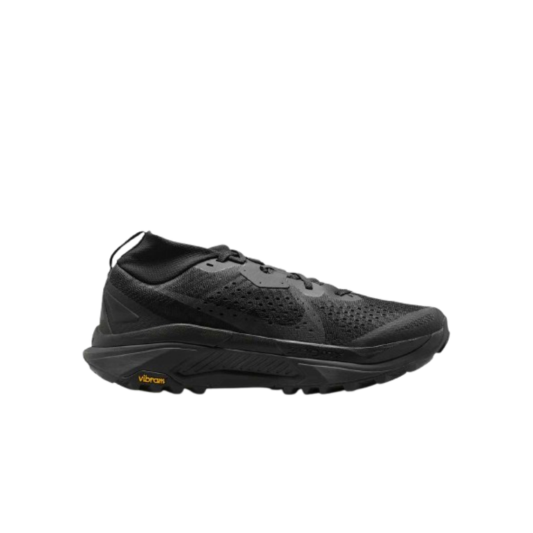 002-Black/Anthr