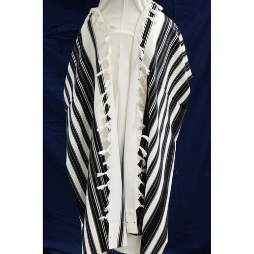 Chabad Wool Prayer Shawl - Tallit Chabad Wool Prayer Shawl - Tallit