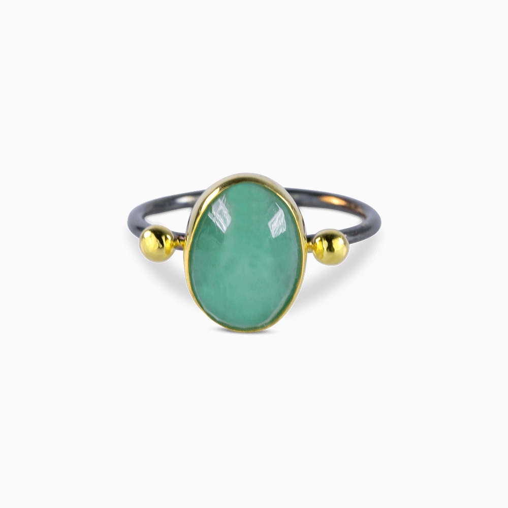 Two Dots Ring 7 - Emerald/Oval