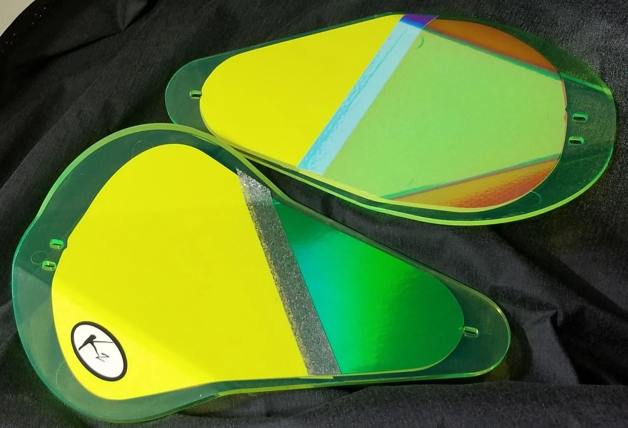 Reel Deel McNeill

Chartreuse UV blade with Fl. Green Laser/ Chartreuse with Ultra Sparkle stripe on the front and Chartreuse/ Dragon Scale UV and a Moon Jelly UV stripe on the back.