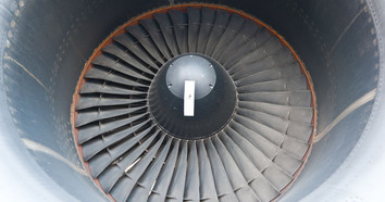 The Complete Guide to Changing Your Aircraft Engine Oil