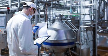 Food Grade Lubricants: Preventing Contamination Risks