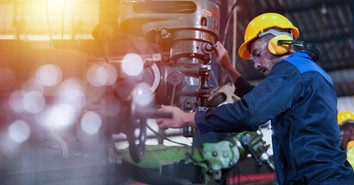 The Best Cleaners and Degreasers for Heavy Machinery