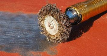 The Role of Cleaners and Degreasers in Oil Operations