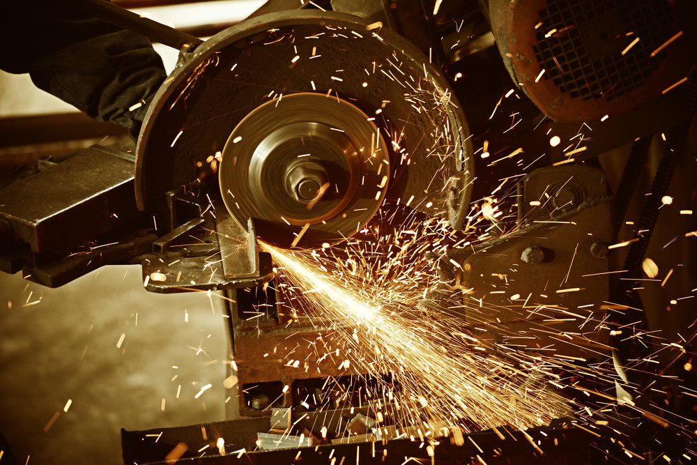 Choose the Right Lubricating Oil for Your Machine Tools