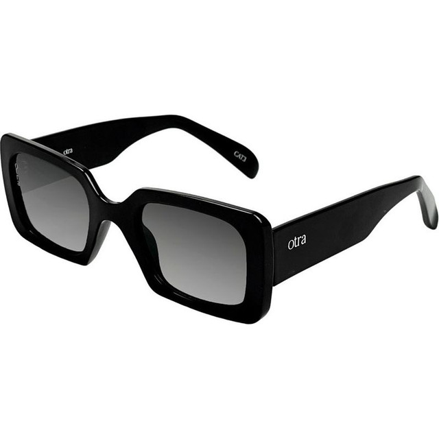 Otra Louey - Black/Smoke Gradient Lenses