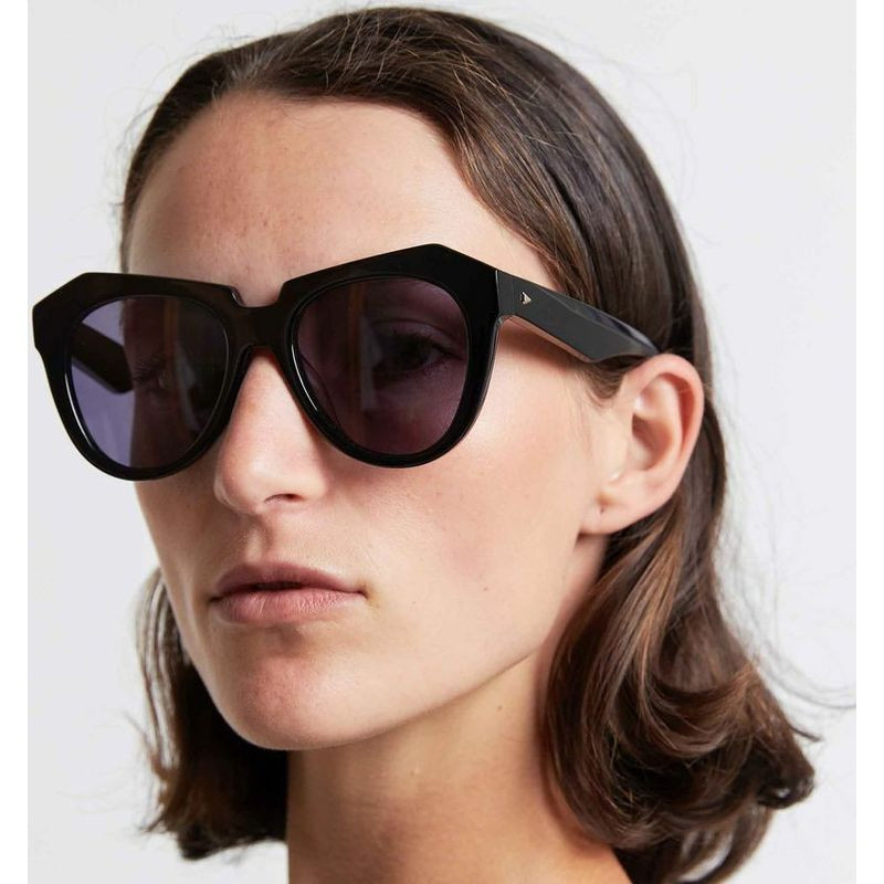 Karen Walker Number One 22