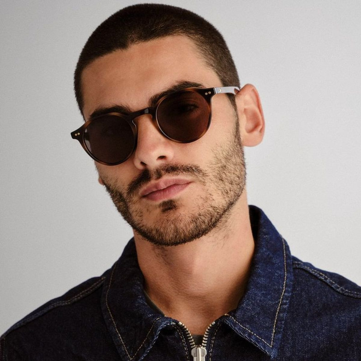 Le Specs Galavant